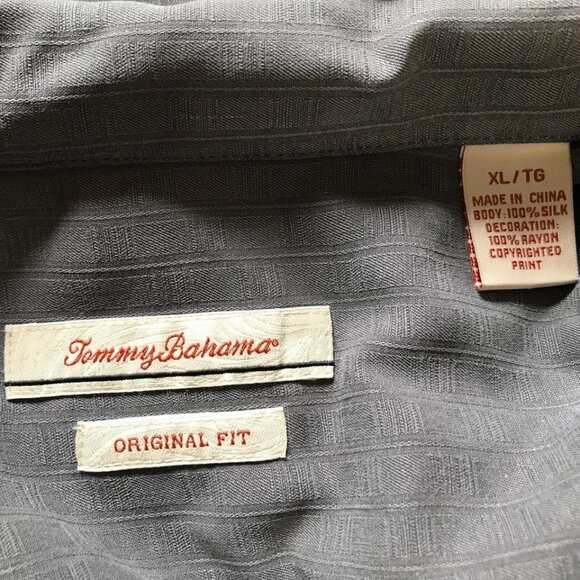 Tommy Bahama Shirt Mens XL Gray Silk Embroidered Original Fit Short Sleeve - Picture 7 of 10